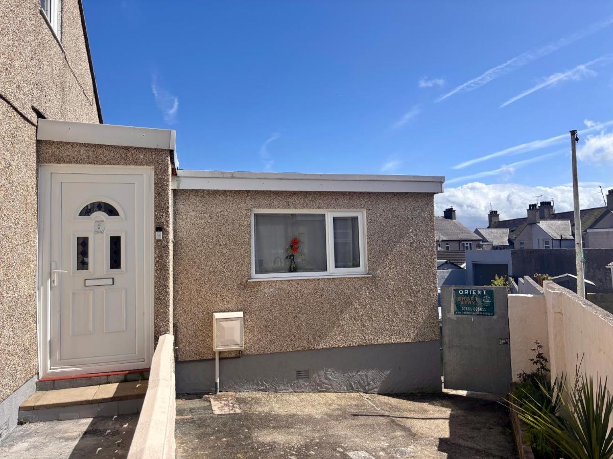 Orient Short Stay - B&B Holyhead