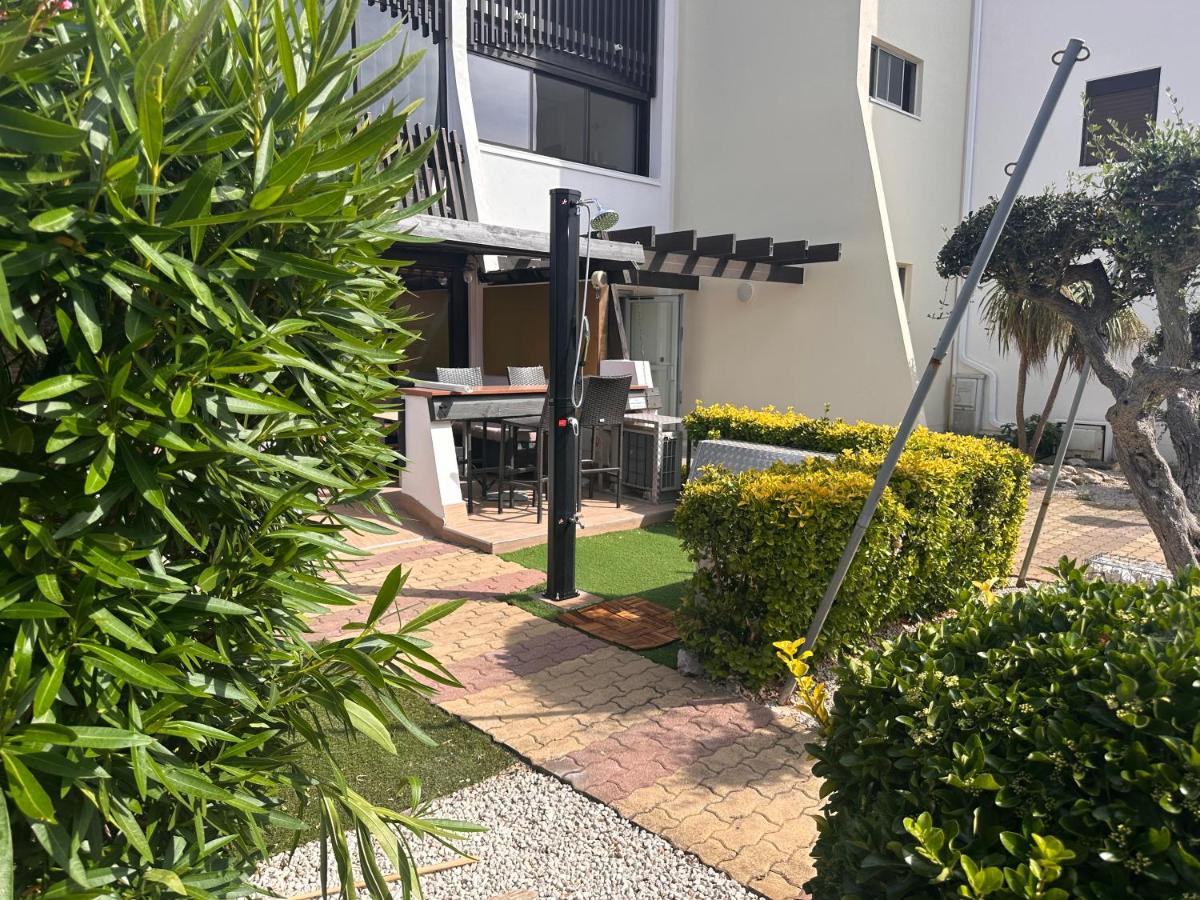 Rez de jardin OU 4e avec ascenseur- VELO - PISCINE -WIFI-Dans le Village naturiste-HOLIDAYSOCHIC - Chambres d'hôtes Le Cap d'Agde