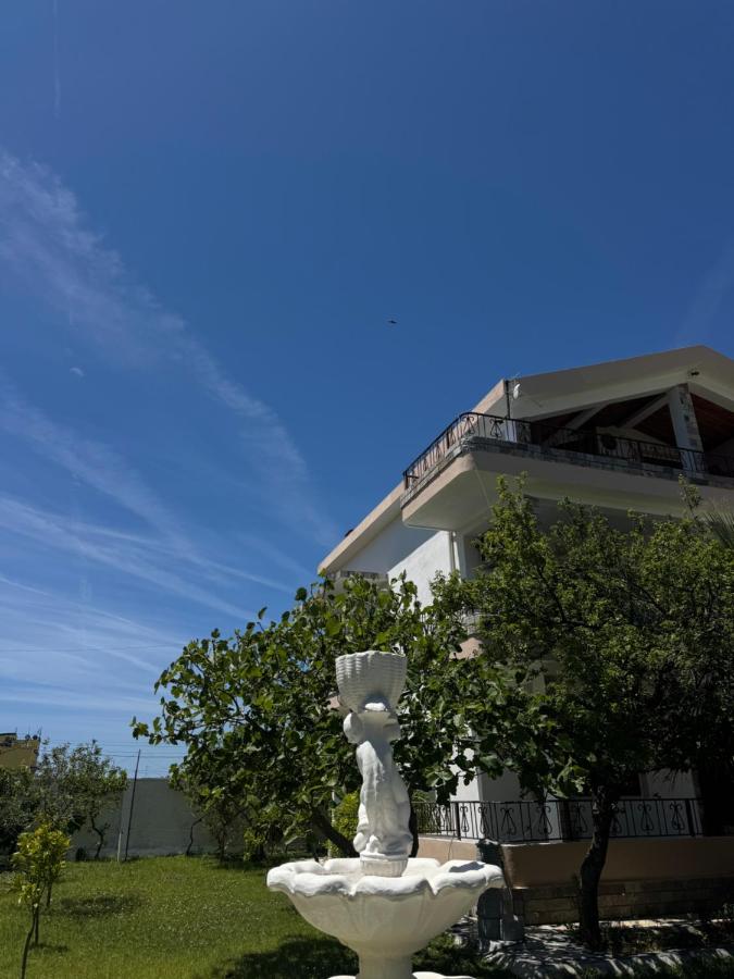 Villa Velipoj - Ferienwohnung Velipojë
