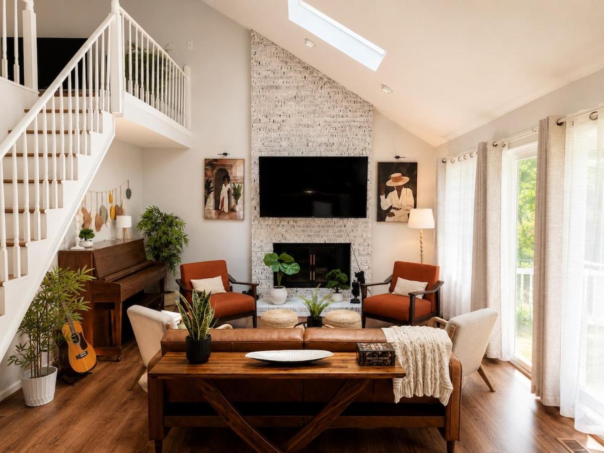 Luxury Family Retreat Near Washington DC - Bed and Breakfast Silver Spring
