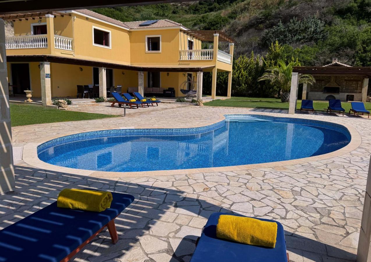 Villa Alexandros - Chambres d'hôtes Spartiá
