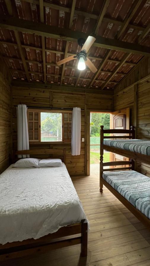 Habitación Cuádruple con vistas a la montaña