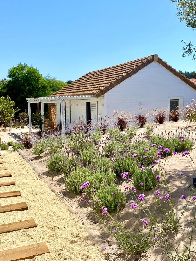 Cabanas brancas do pego - B&B Grândola