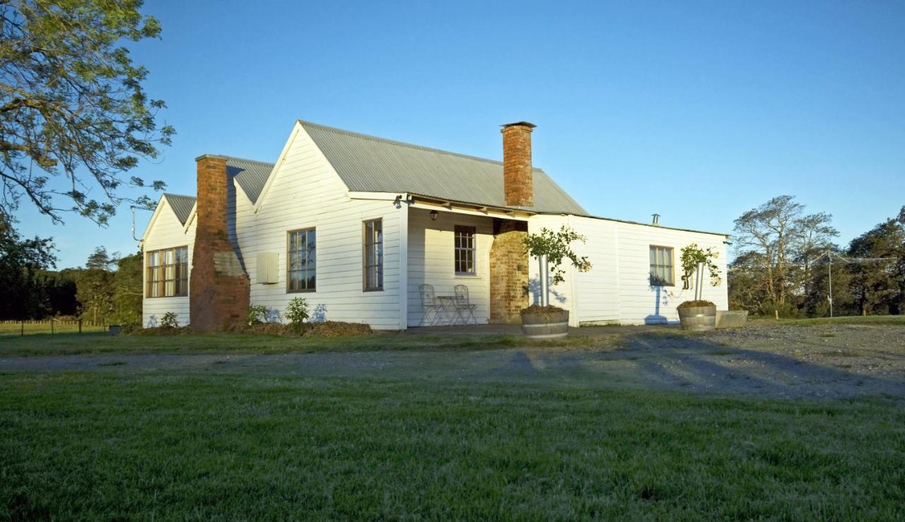 B&B Nietta - Buttons Cottage for a northwest Tassie escape - Bed and Breakfast Nietta