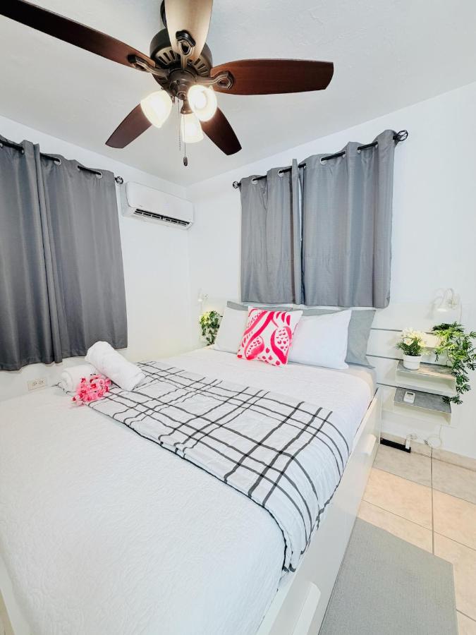 Sunny breeze 2 bed apt airport and beaches are close - Chambres d'hôtes San Juan