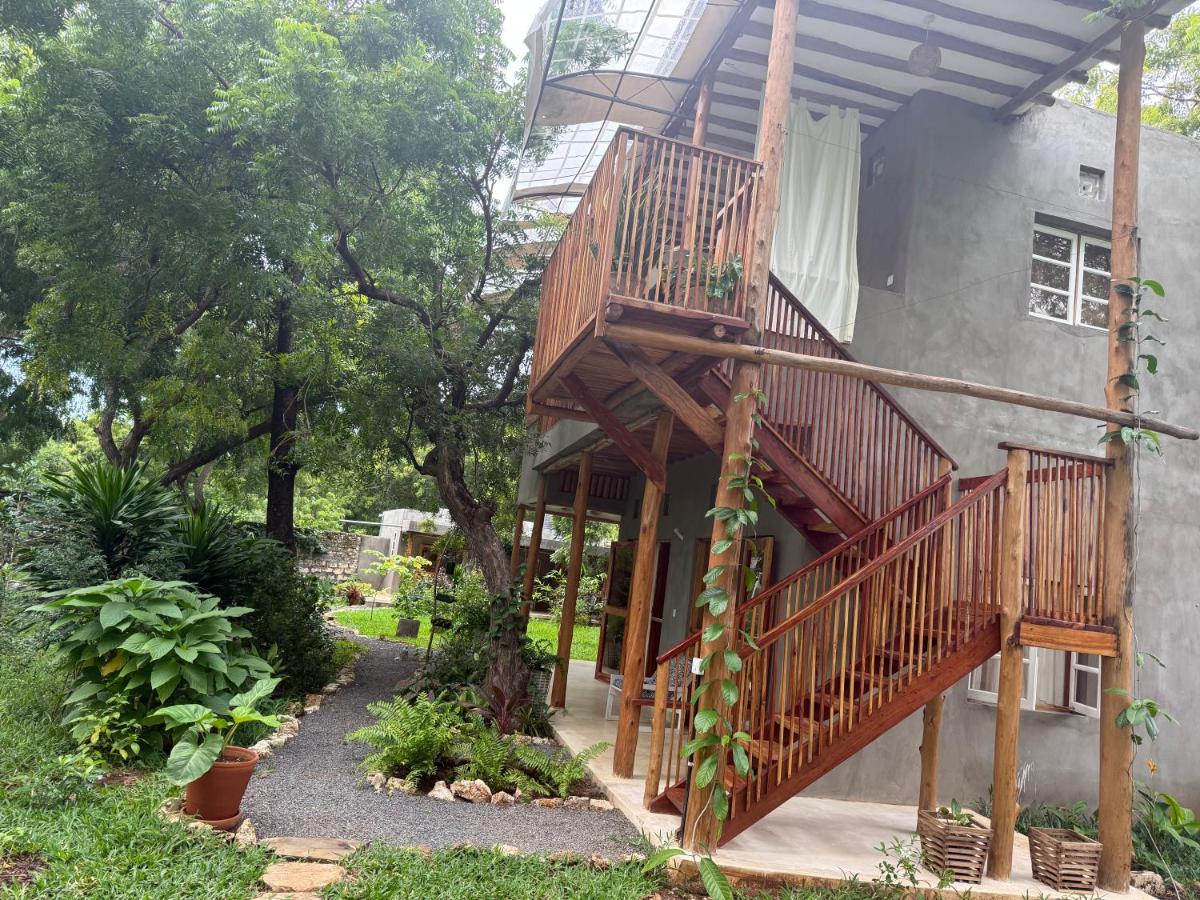 Cave House - B&B Kilifi