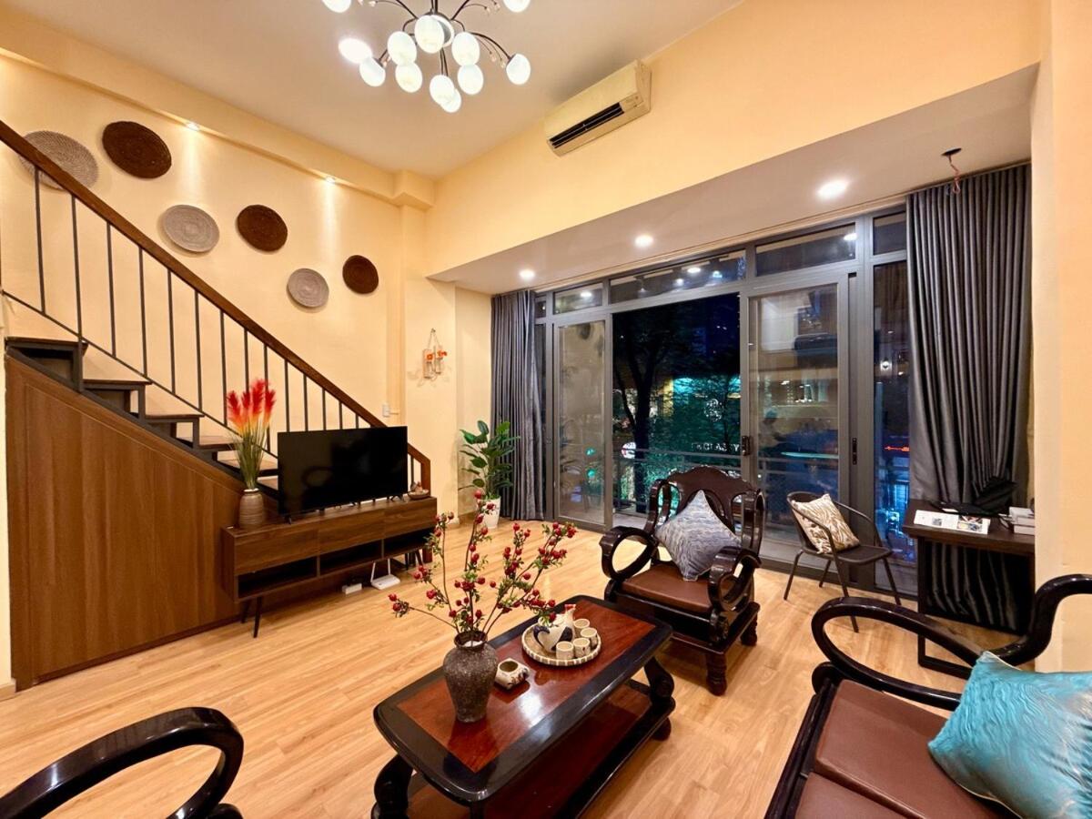 BenThanhMarket 2BED Balcony VNCulture 84m2Spacious Nest Stay in HCM - Chambres d'hôtes Hô Chi Minh Ville