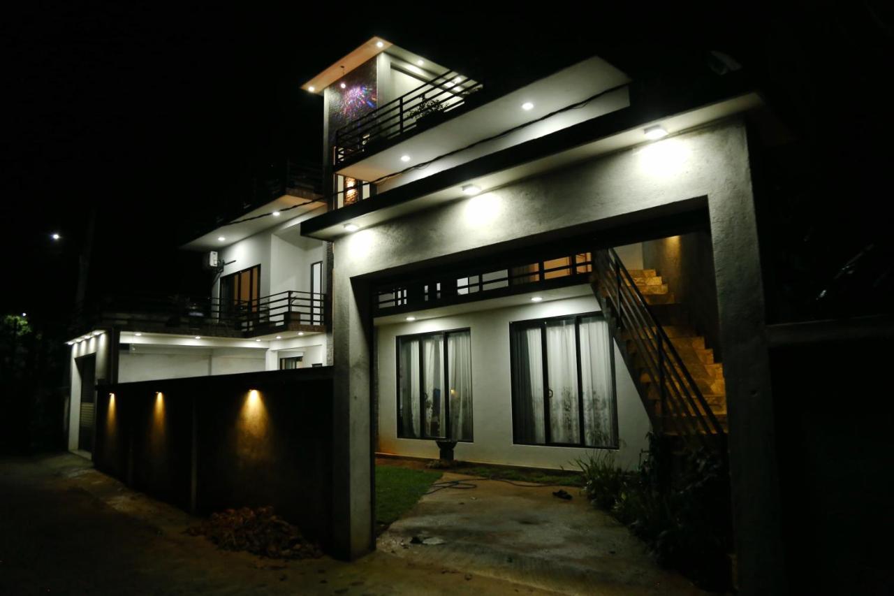 Danu Homestay Kandy - B&B Kandy
