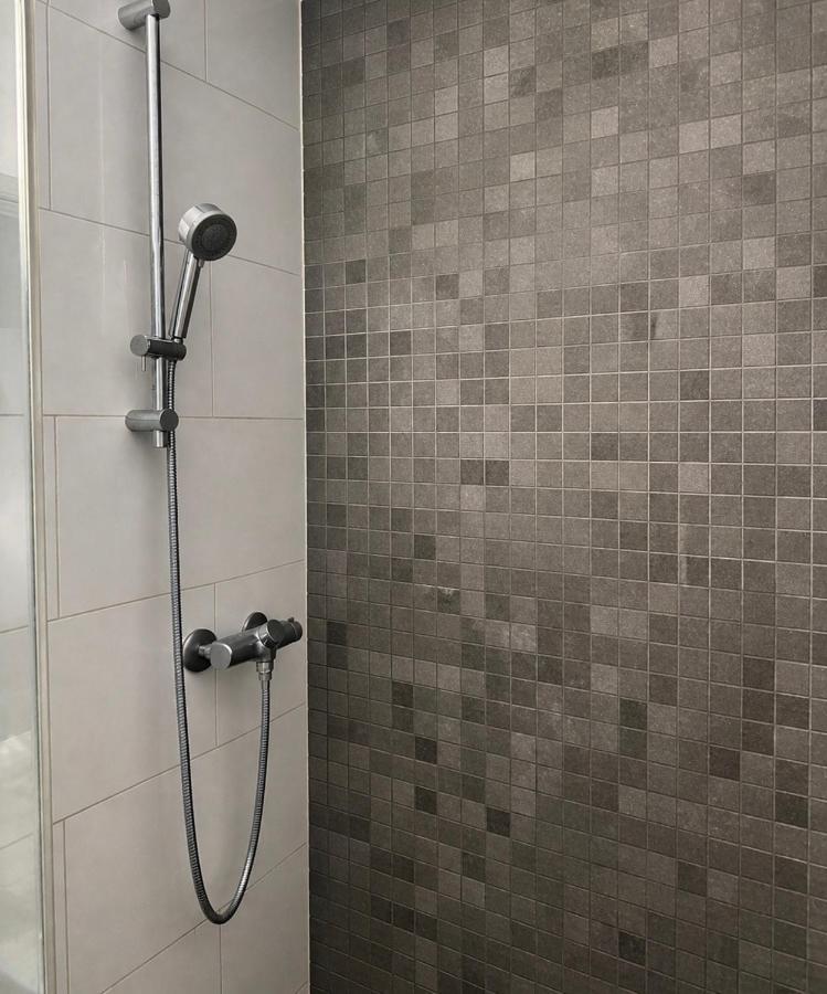 2 bedroom apartment with outdoor area - Chambres d'hôtes Oslo
