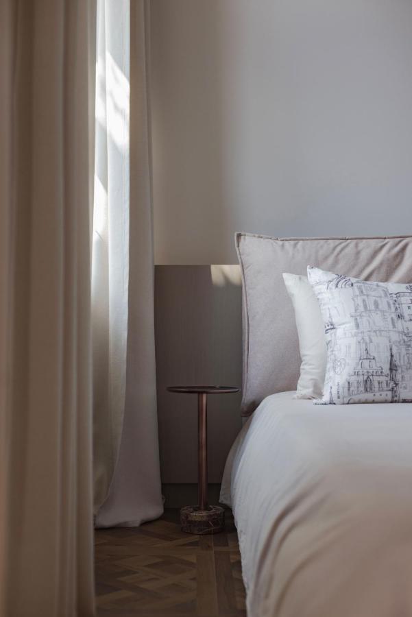 Boutique studio with Balcony - Chambres d'hôtes Vilnius