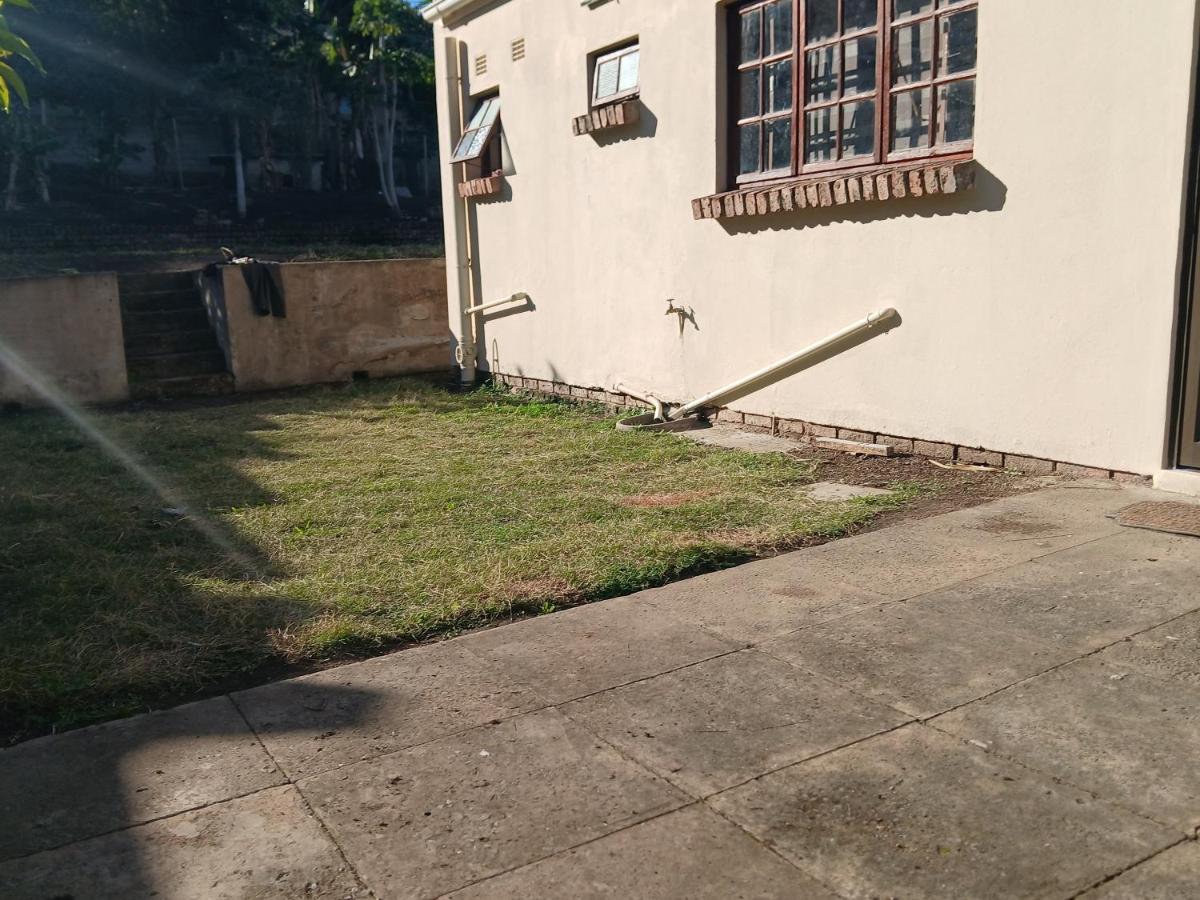 Akalao on Kelvin Place - Chambres d'hôtes Beacon Bay