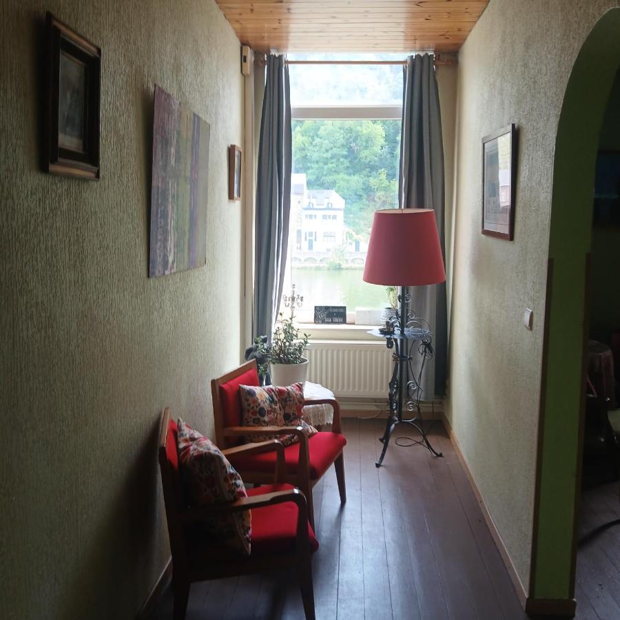 Appartement avec vue sur Meuse à Dinant - B&B Dinant