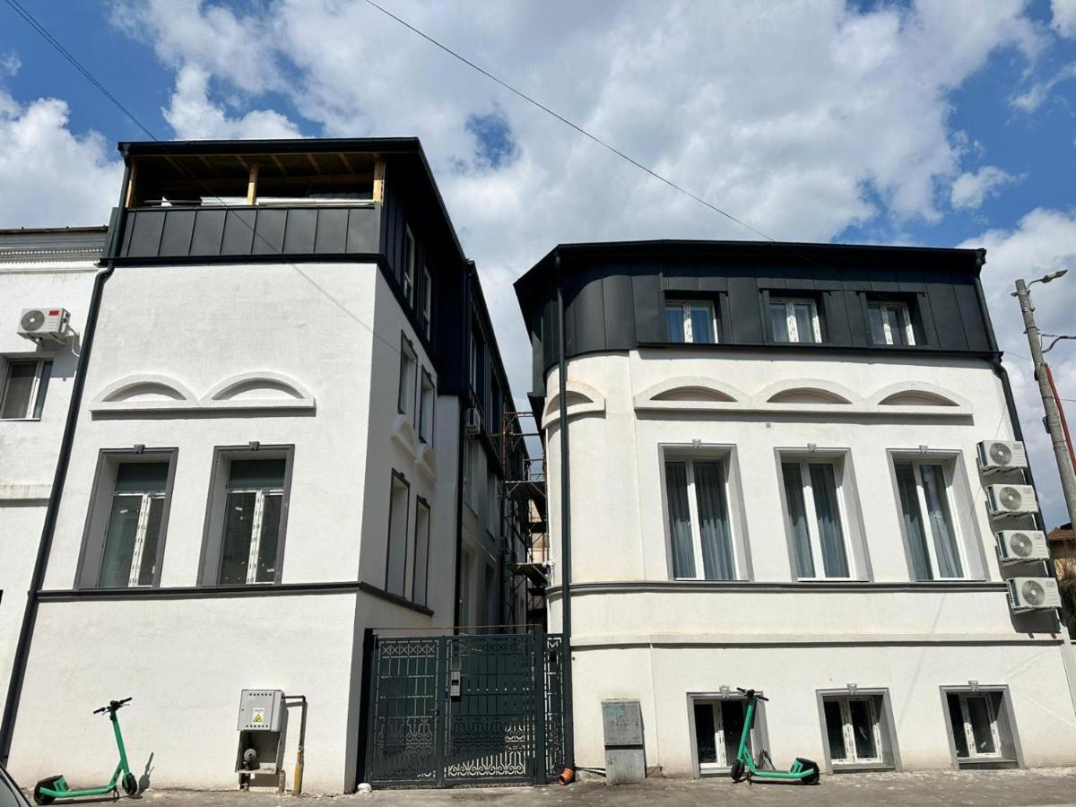Central Comfort Suites - Geo2 - B&B Bucharest