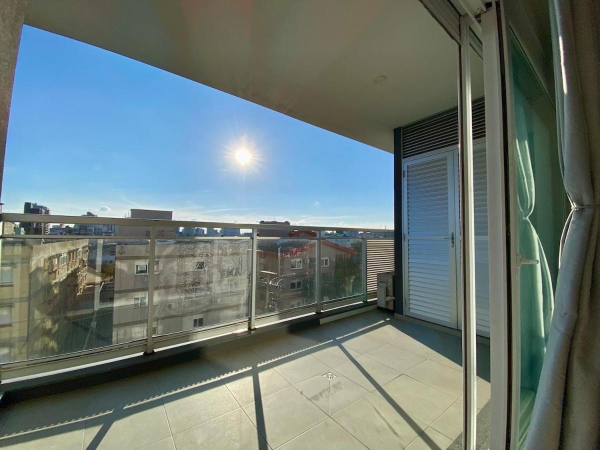 Flat Xavante no Centro Com Garagem, Vista e Mobilia - B&B Pelotas