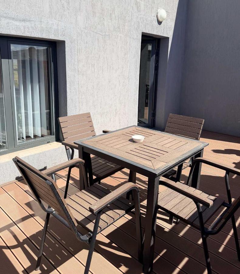 Vega City Apartment - B&B Ulán Bator