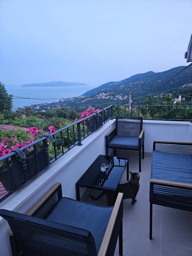 Lola Apartment - B&B Veprinac
