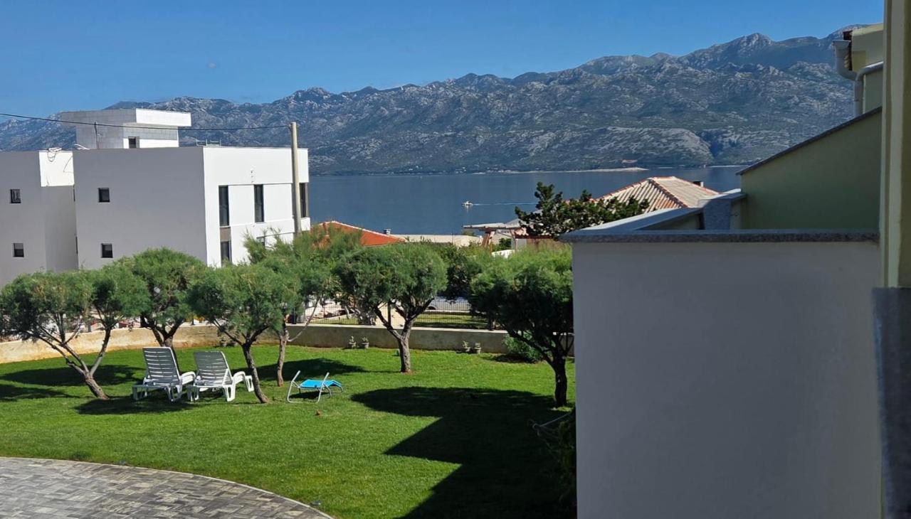 Apartmani Marella Ražanac - Chambres d'hôtes Ražanac