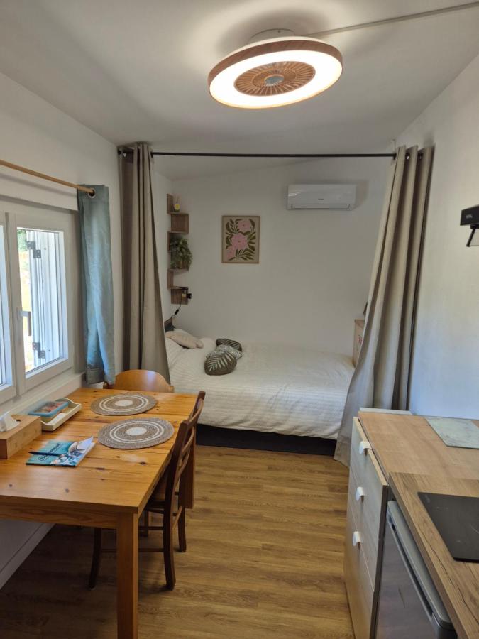 Studio climatisé avec jardin proche plages - Chambres d'hôtes Sanary-sur-Mer