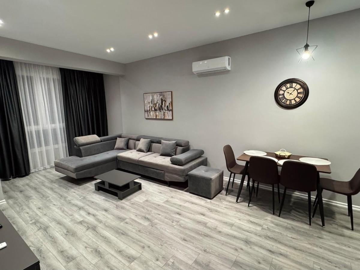 Maris 2 Apartments - B&B Durrës