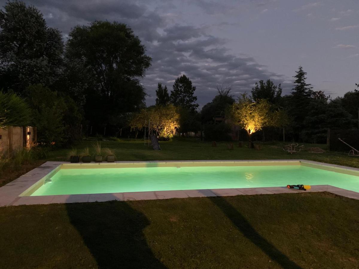 La Casita de la Granja, Casa con Pileta Y Gran Parque - B&B La Granja