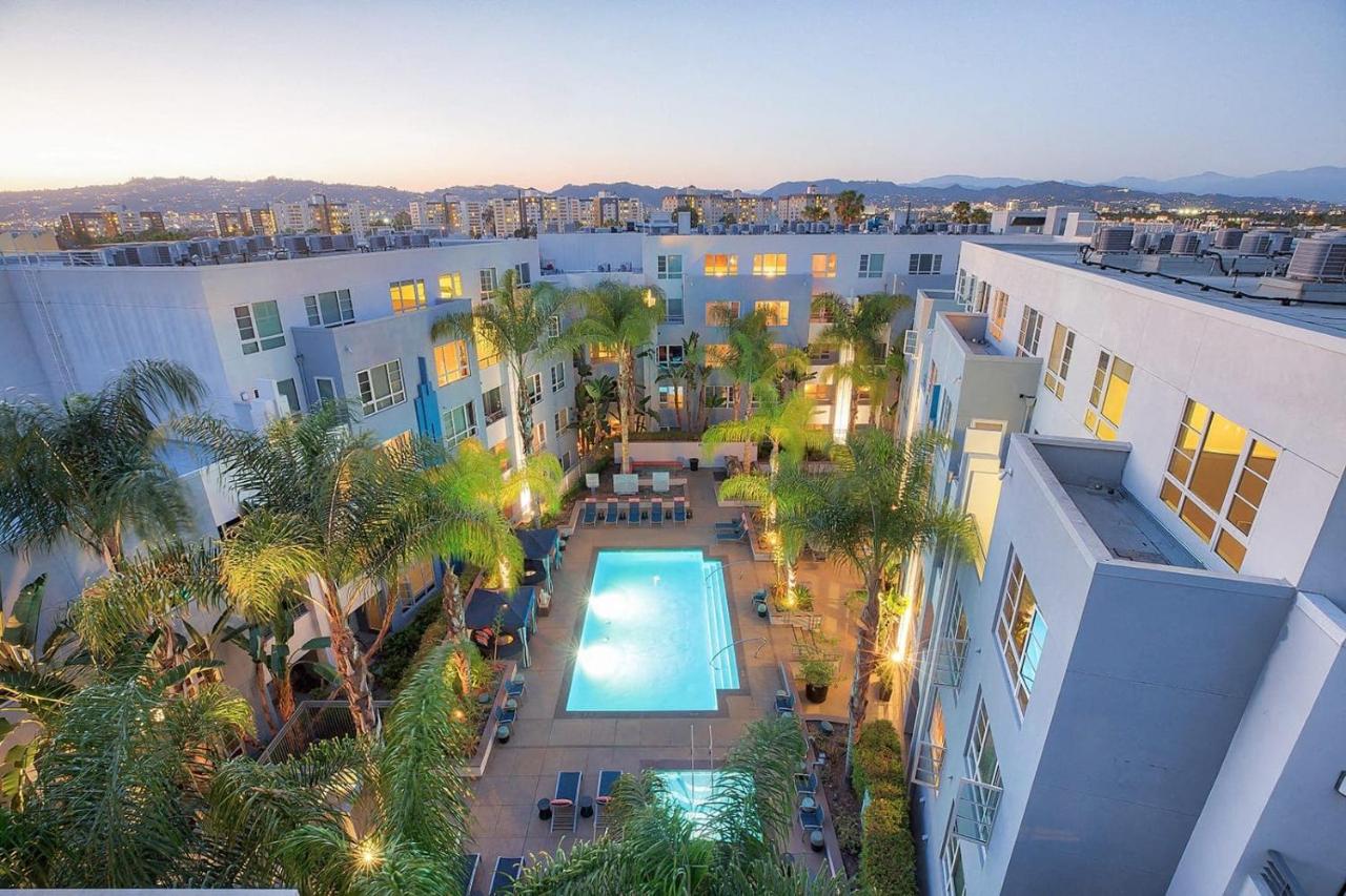 Miracle Mile Apartments - Bed and Breakfast Los Angeles