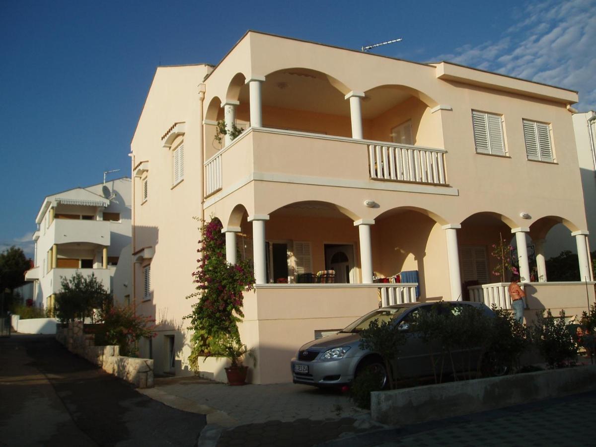 Villa Ana - Ferienwohnung Petrcane