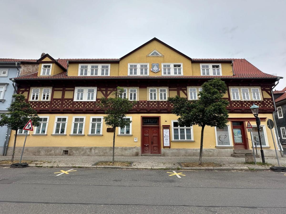 Family and Business Apartments für 6 Personen, Komfort and zentrale Lage - Bed and Breakfast Arnstadt