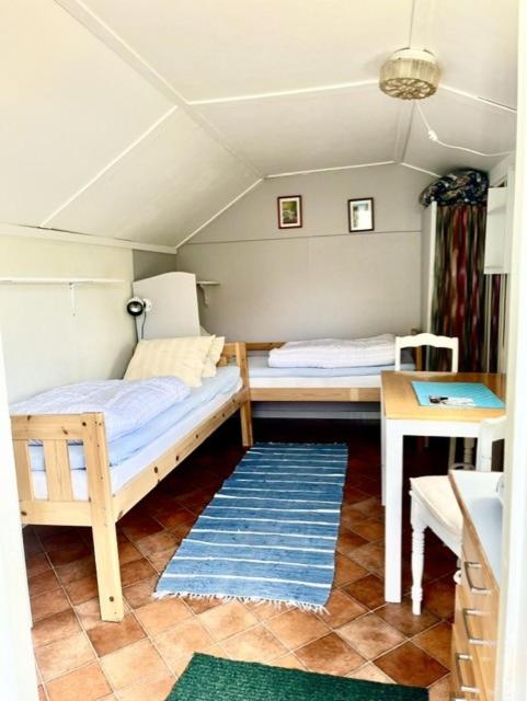 Strandnära Stuga Saga - Bed and Breakfast Visby