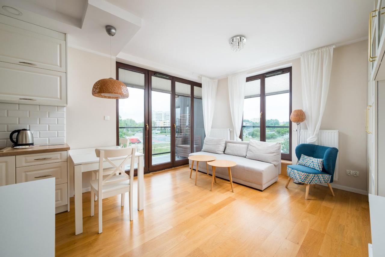 Światowida Serene Apartment by BookingHost - B&B Varsovia