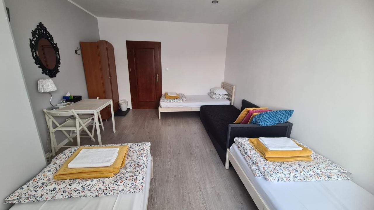 Quadruple Room with Shared Bathroom
