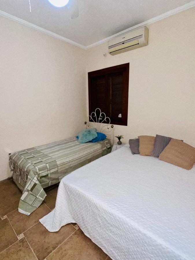 Casa Ampla com Garagem a 650m do Pq Assis Brasil - Ferienwohnung Esteio