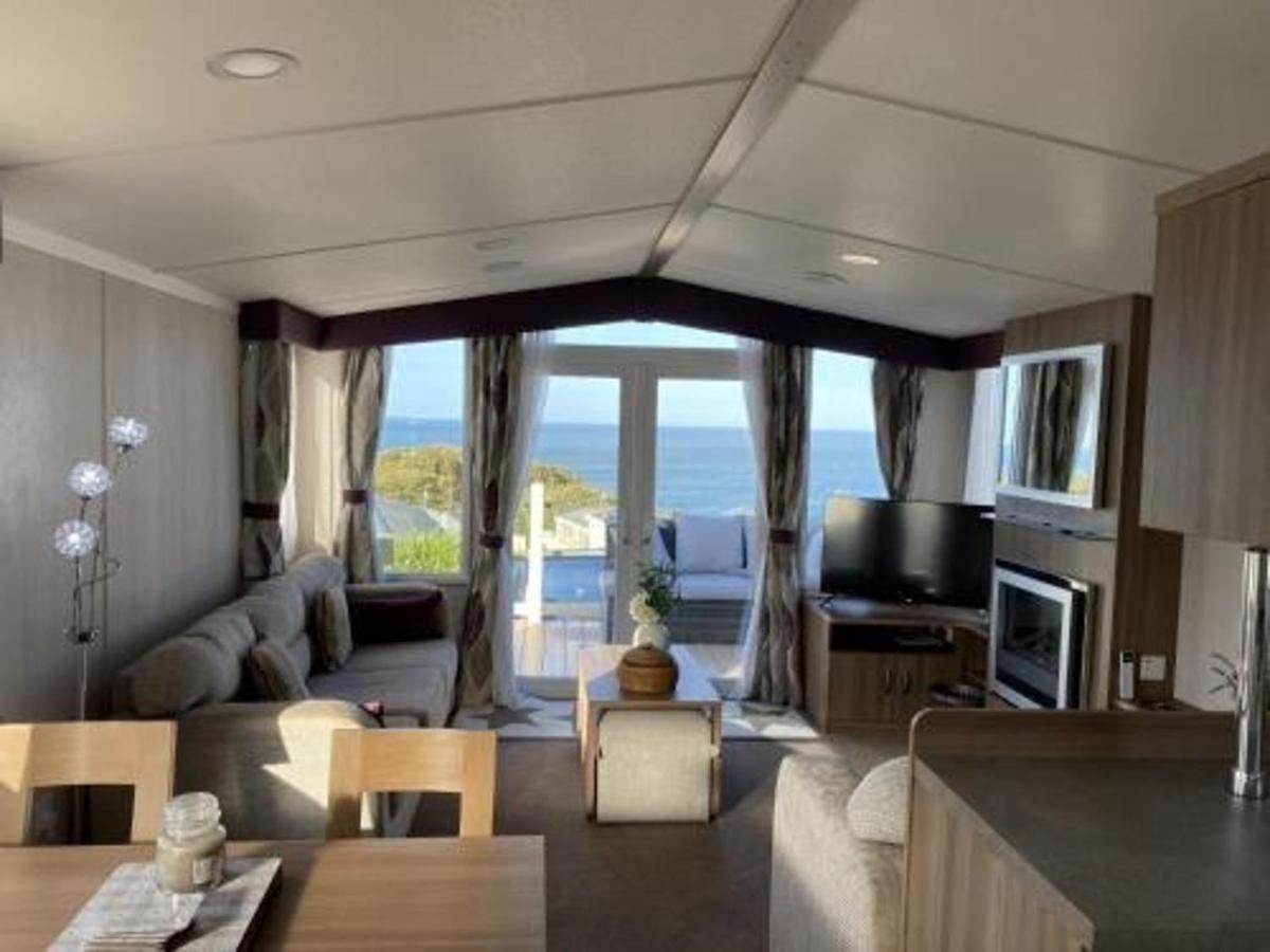 Cabin Sleeps 6 with Parking - Pets Welcome - Chambres d'hôtes Filey