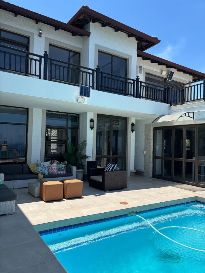 7br Ocean Villa Ballito - B&B Sheffield Beach