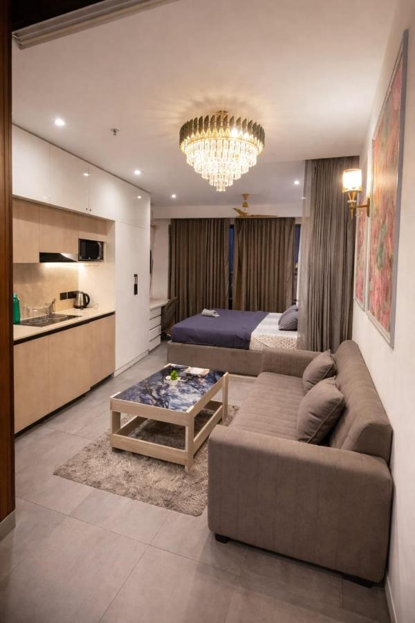 Amoria Stays - B&B Nueva Delhi