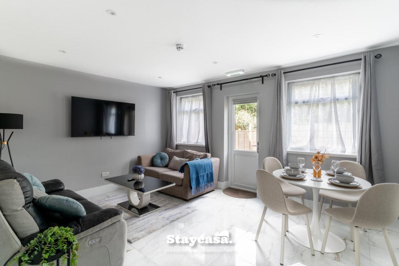 Shawdene Co-Living - Private Room Self-Cater - Ferienwohnung Wythenshawe