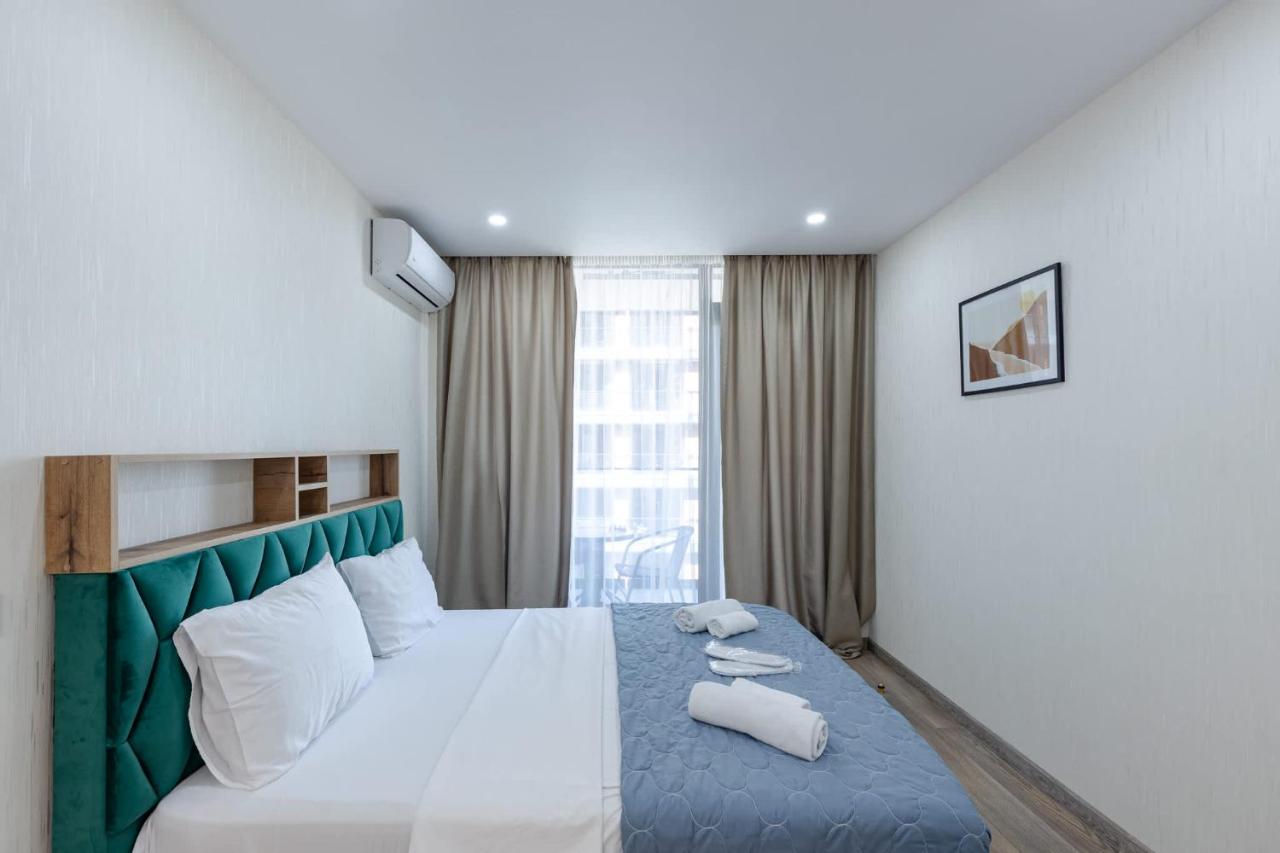 Studio in Rainbow Residence near Black Sea - Wehost - Chambres d'hôtes Batoumi