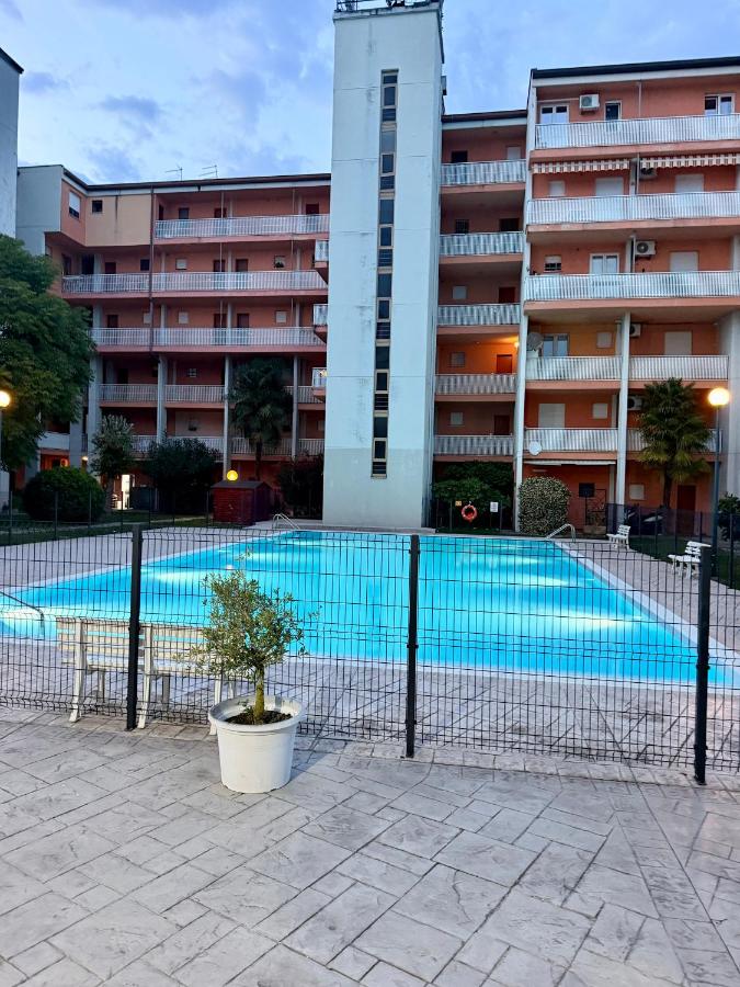 residenza MINERVA & swimming pool - Bed and Breakfast Aprilia Marittima