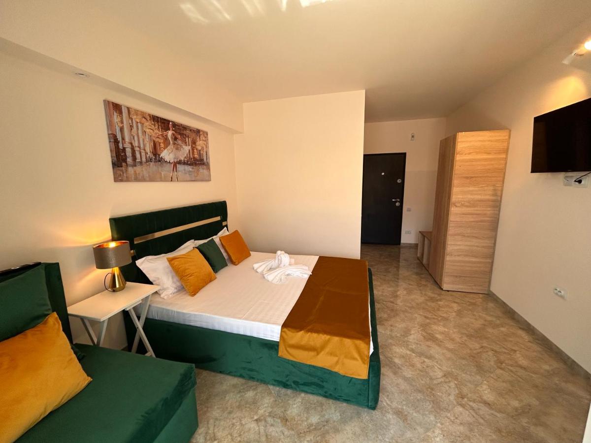 Casa Brancoveanu - B&B Poroschia