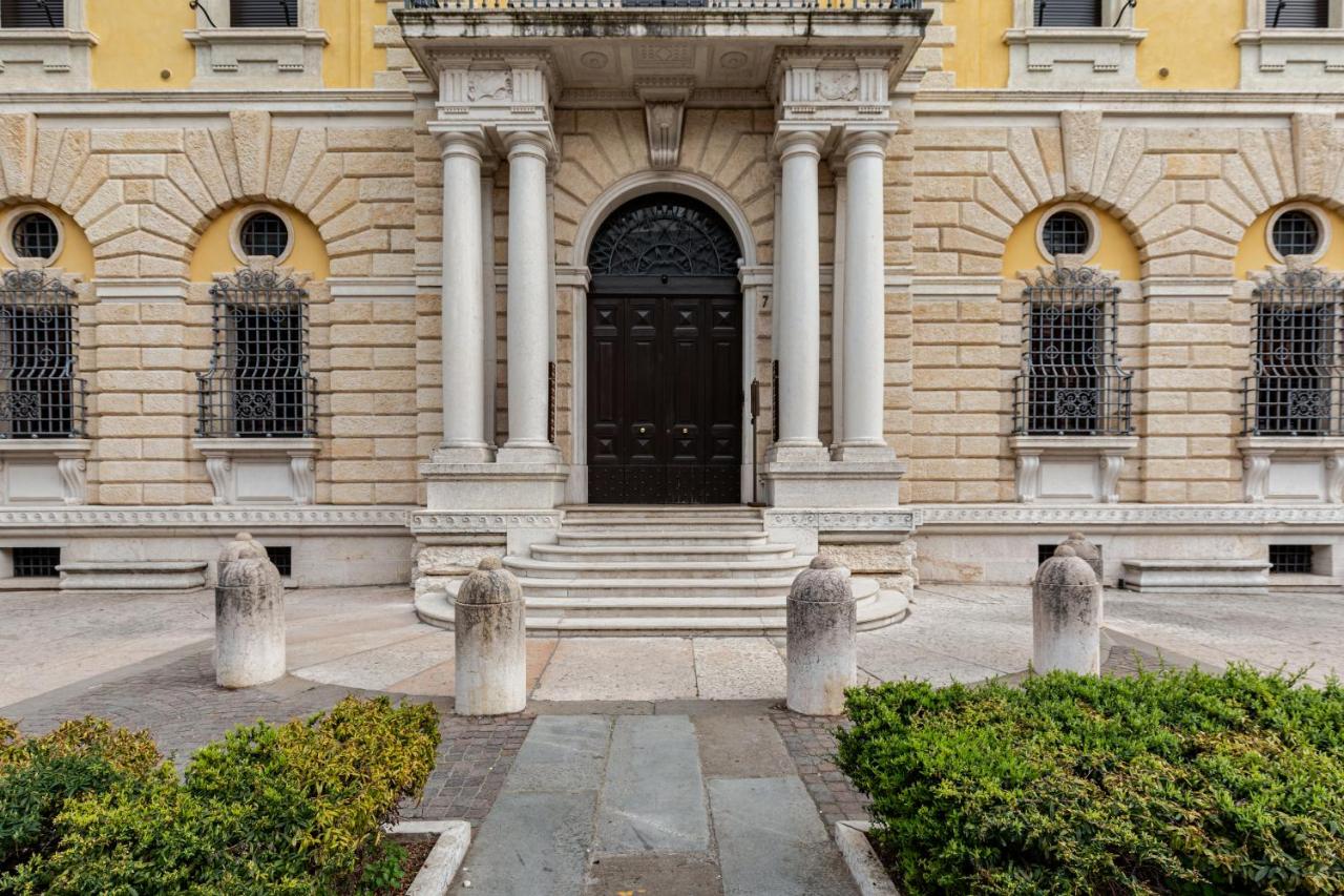Palazzo Poste Suites - B&B Verona