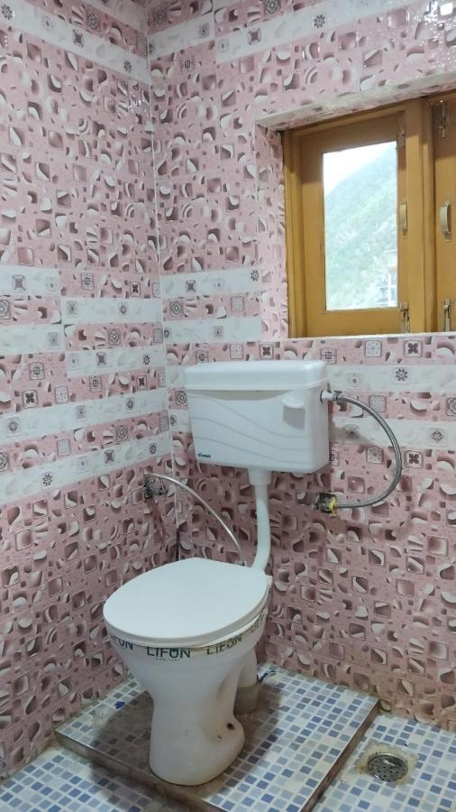 Samoon guest house - B&B Wāmpor