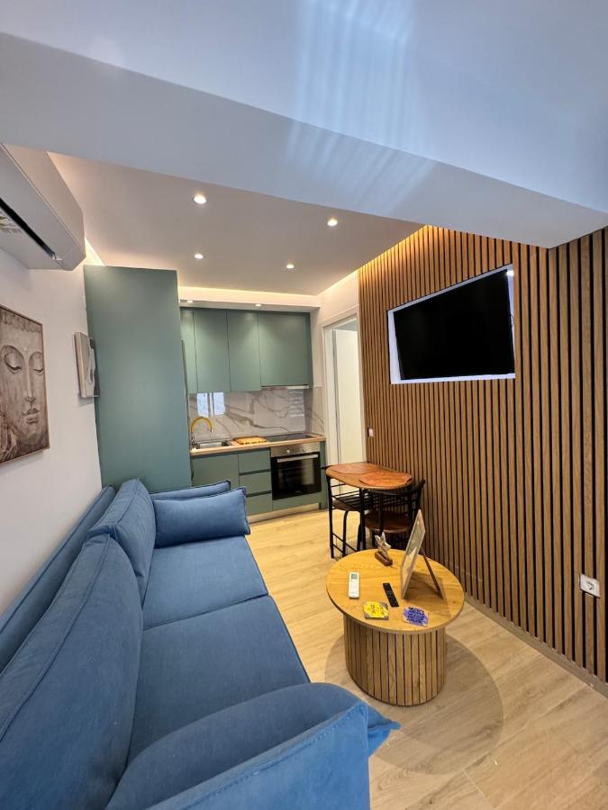 A&C Apartment - Ferienwohnung Mytilini