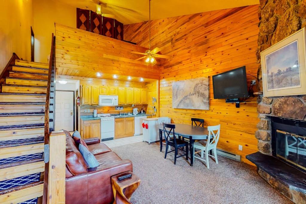 Silver Lodge B - B&B Granby