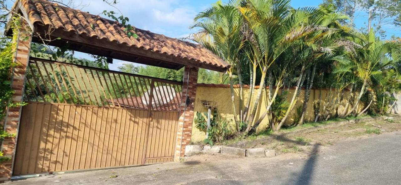 Cantinho em Santa Isabel - Bed and Breakfast Santa Isabel