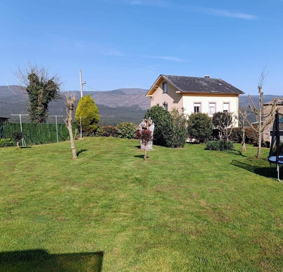 Apartamento Duplex A Casiña de Divina - Ferienwohnung Lago