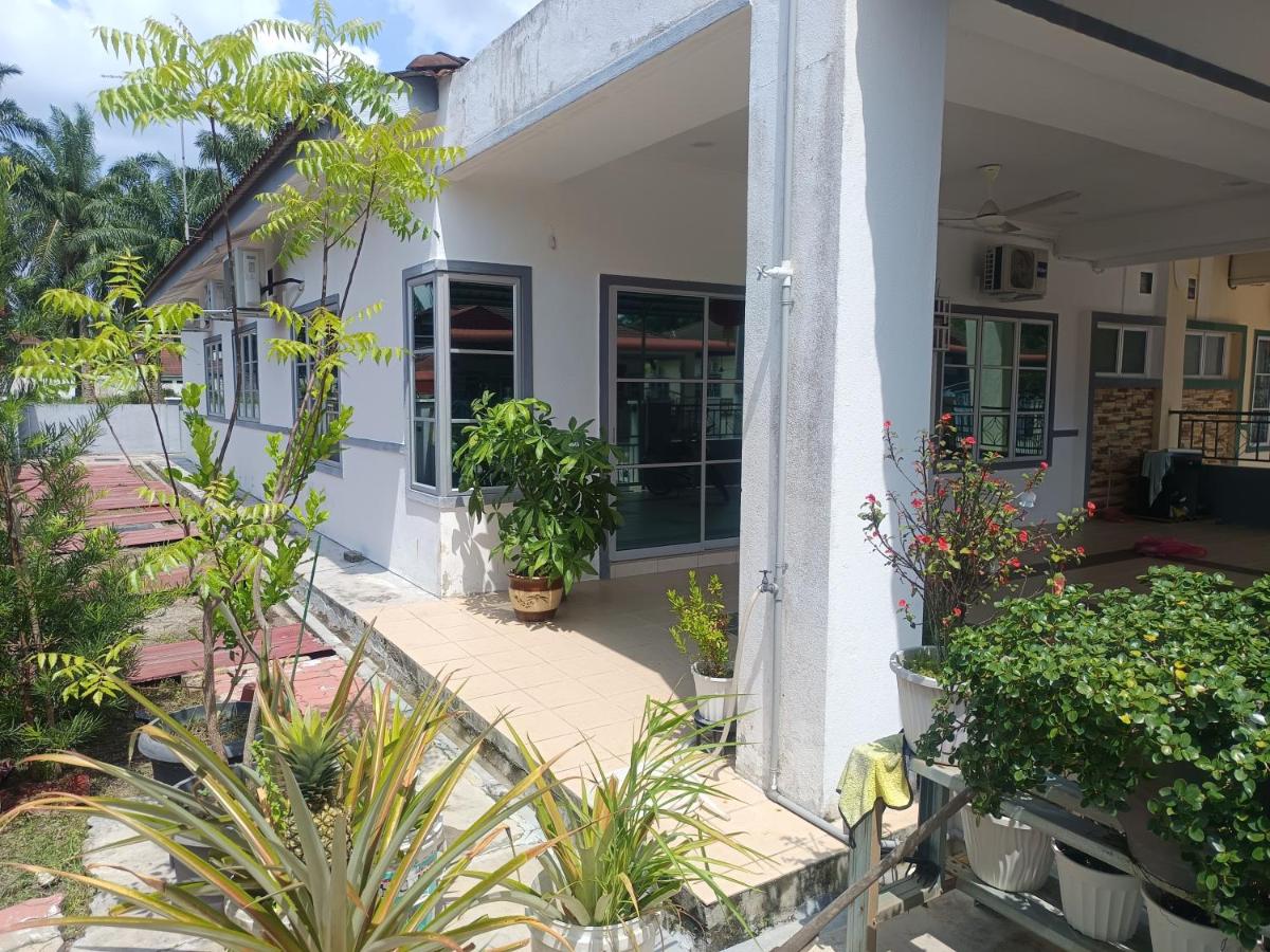 Gurney Jaya 1 民宿 - Ferienwohnung Sitiawan