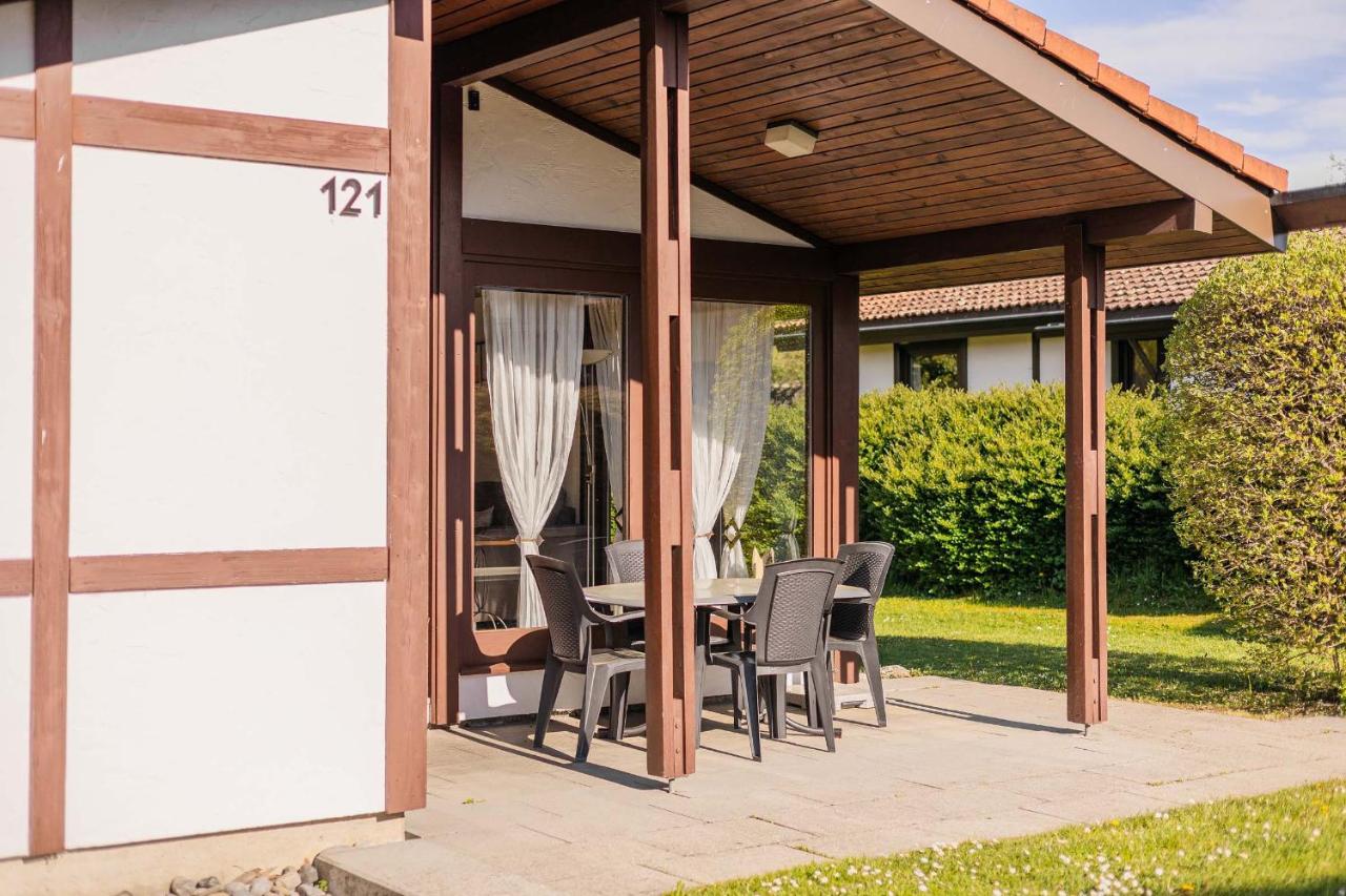 Ferienwohnpark Immenstaad am Bodensee Satteldachhaus Typ 10 SDS 121 - B&B Immenstaad am Bodensee