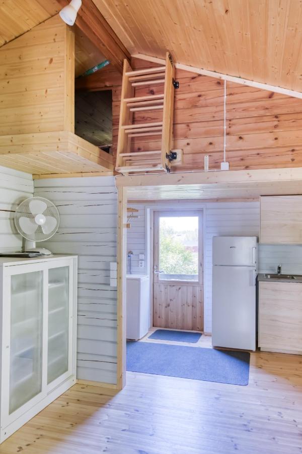 Pinetree Cottages Sunny cabin - Ferienwohnung Pyhäranta