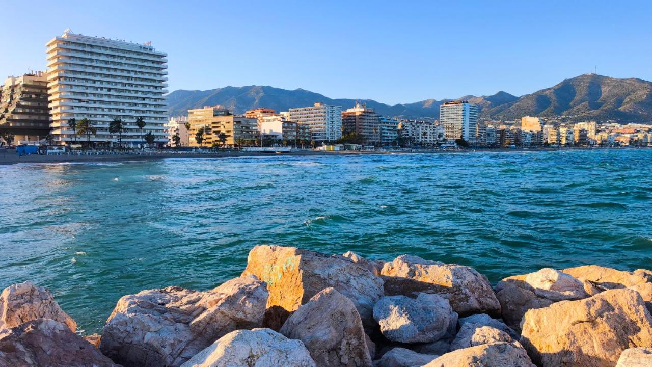 Apartamento Stella Maris en 1º Línea de playa con vistas Mar y AC en Fuengirola Boliches - Ferienwohnung Fuengirola
