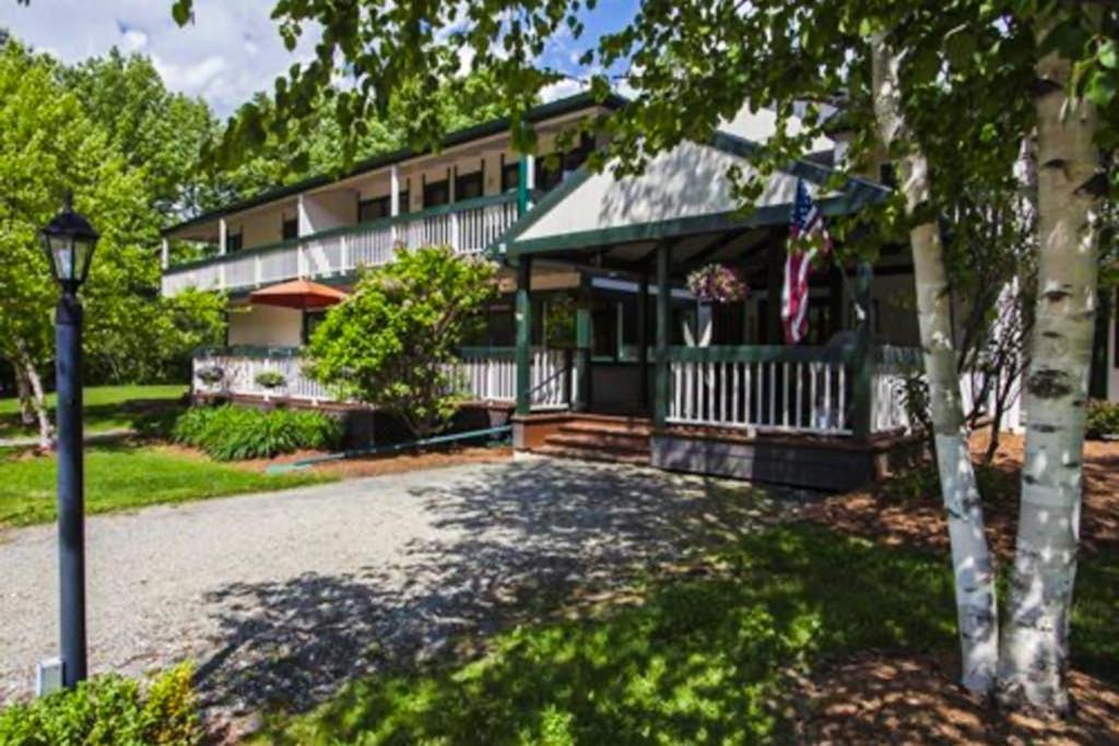 Seasons 303 - B&B Warren