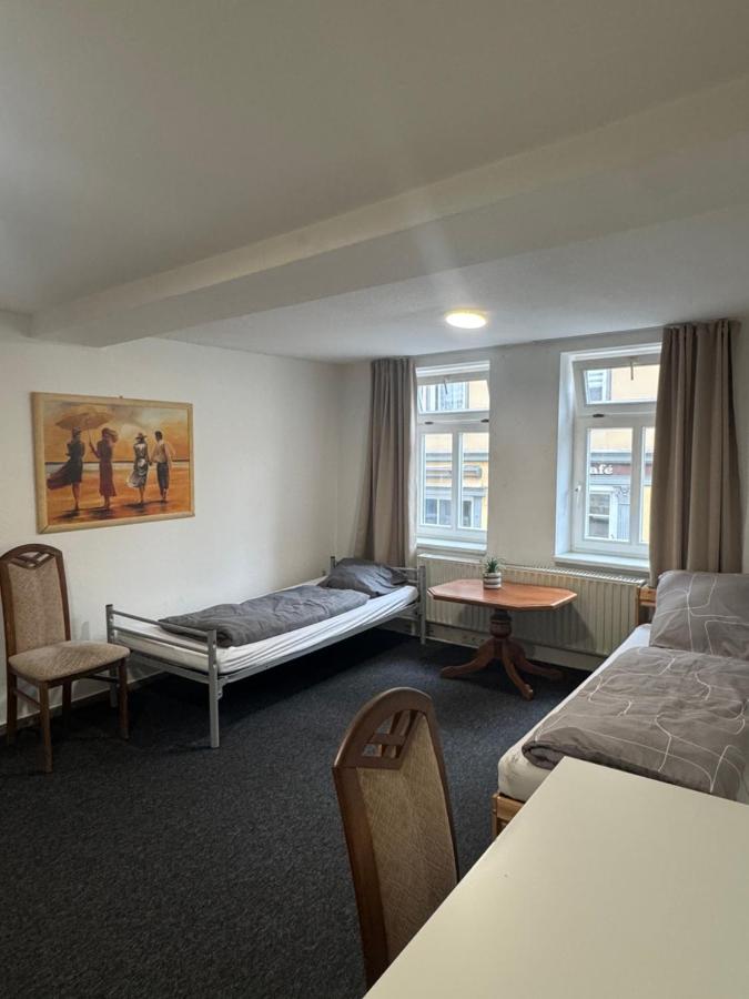 City Comfort Apartment - 3 Zimmer für bis zu 5 Personen - Chambres d'hôtes Arnstadt